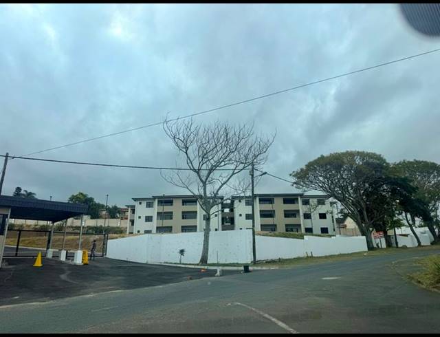 2 BEDROOM APARTMENT FOR SALE IN RESERVOIR HILLS